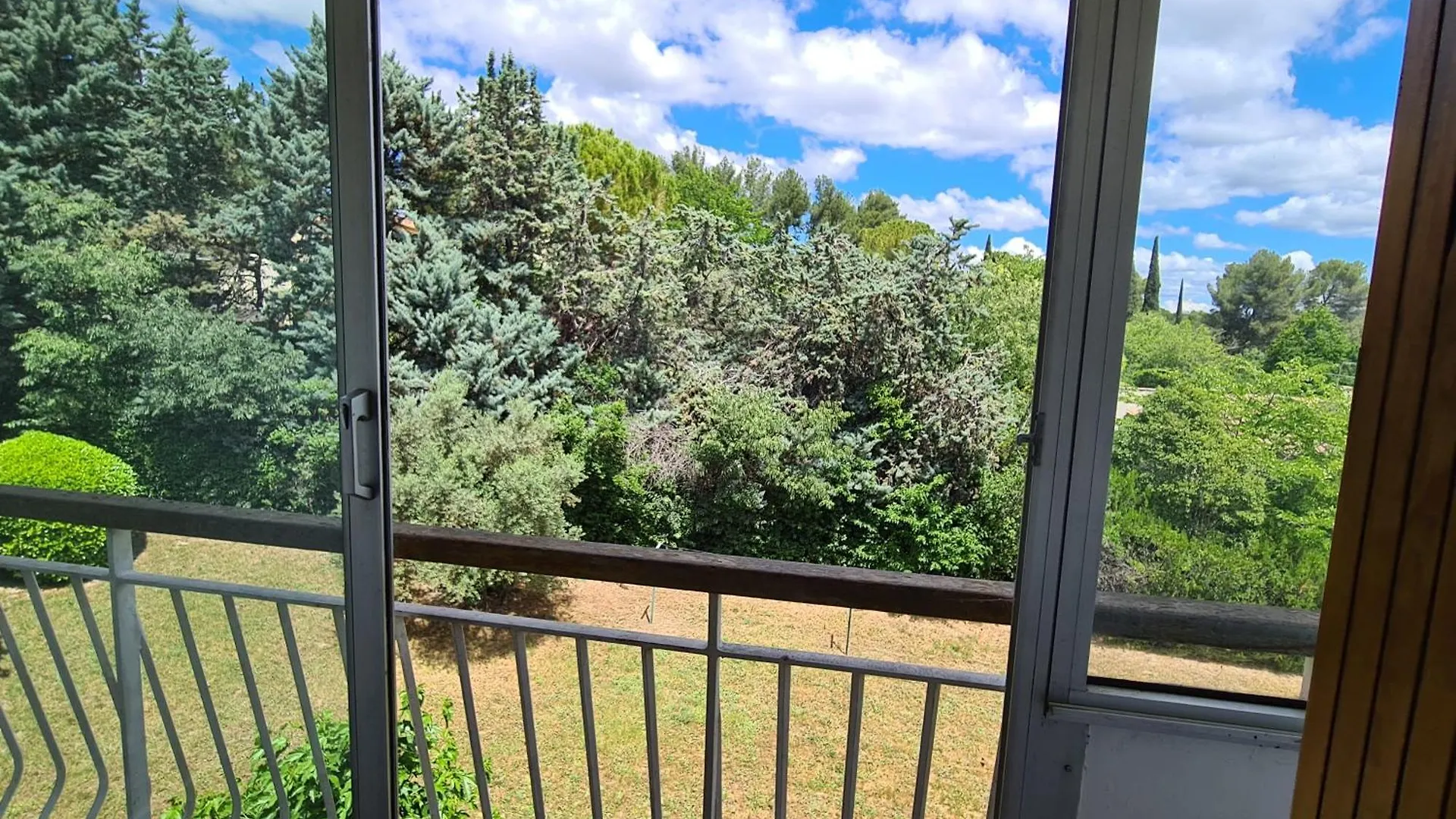 아파트 Studio Aix Centre Ville A Pied Avec Stationnement 엑상프로방스 프랑스