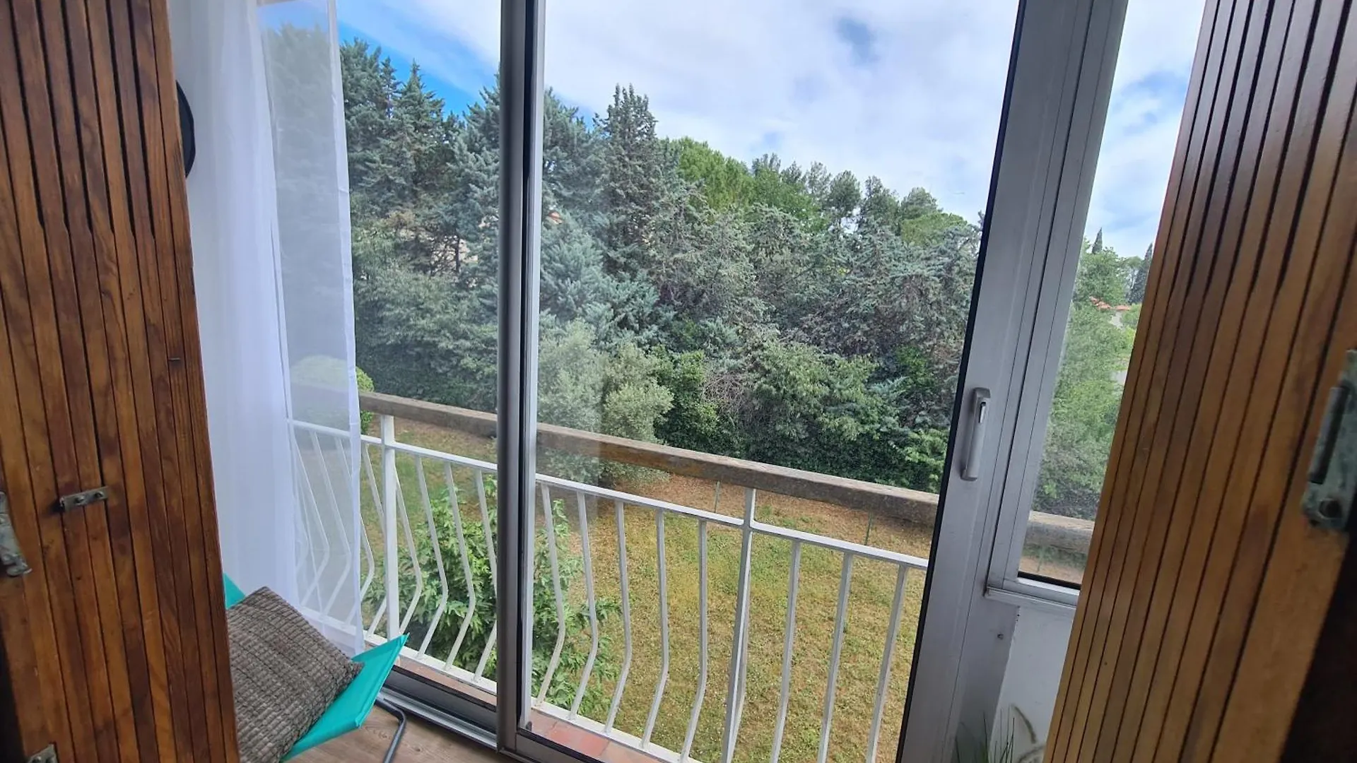 아파트 Studio Aix Centre Ville A Pied Avec Stationnement 엑상프로방스